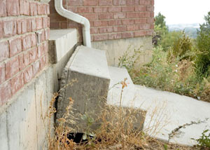 Repairing concrete steps